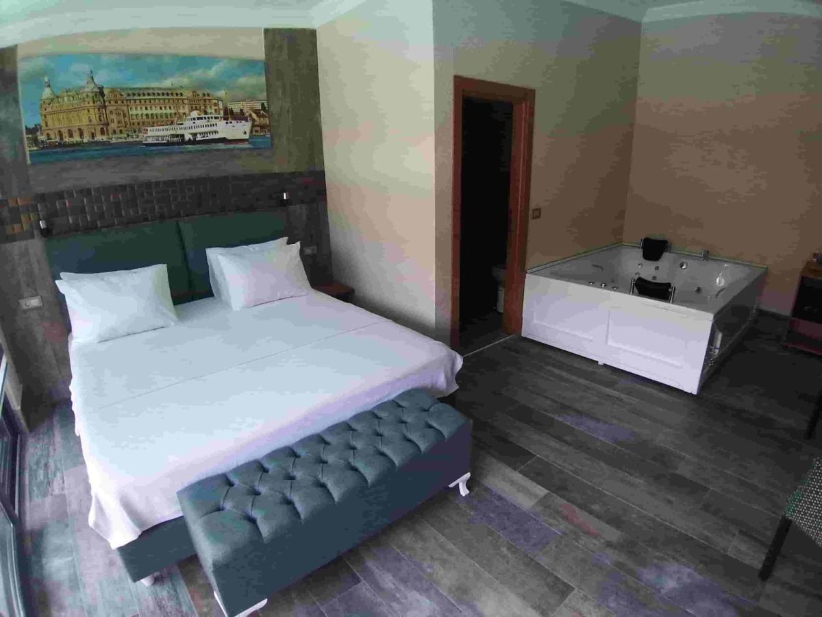 Cumhuriyet Green House Garden Park Hotel מראה חיצוני תמונה
