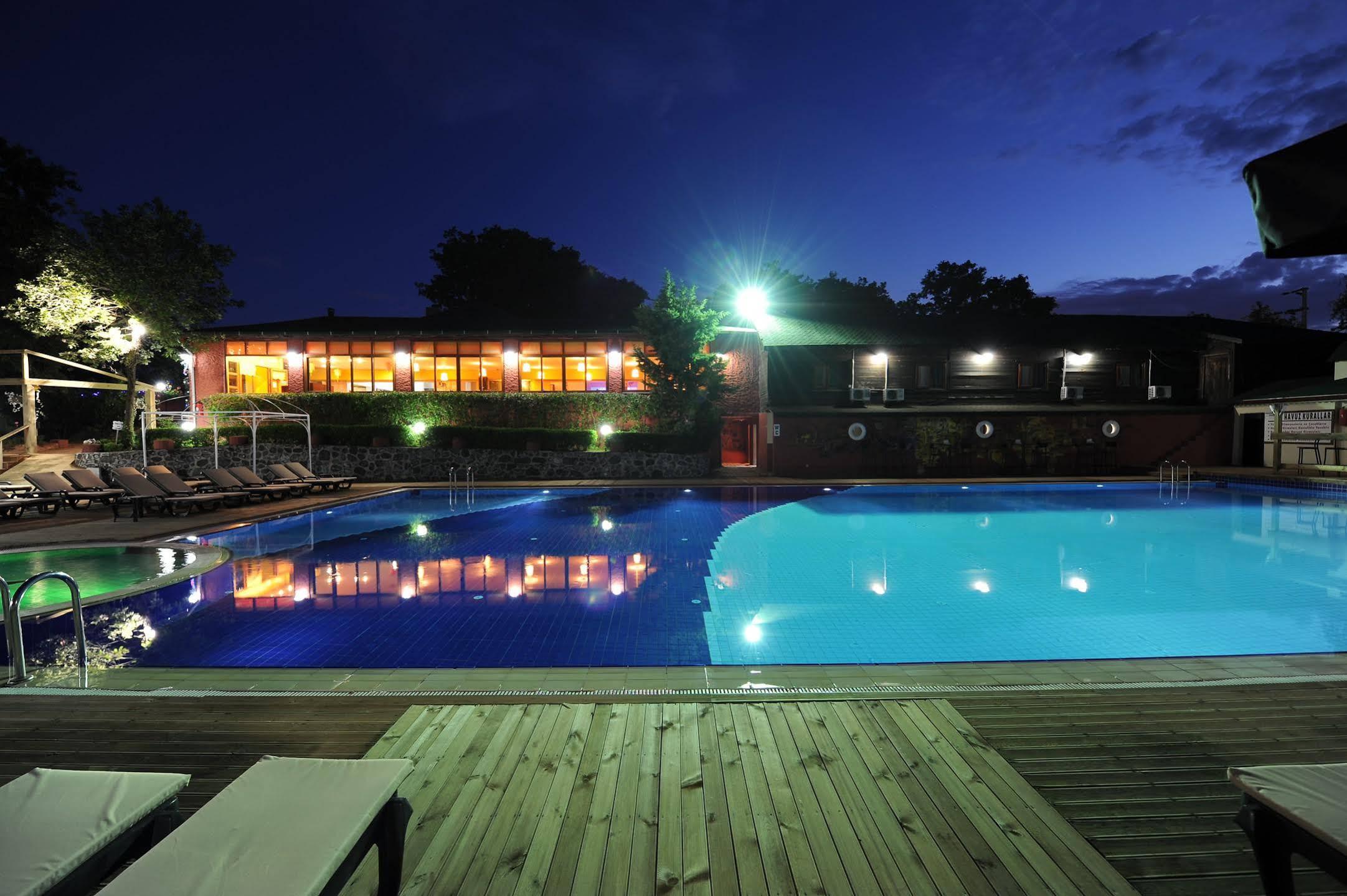 Cumhuriyet Green House Garden Park Hotel מראה חיצוני תמונה