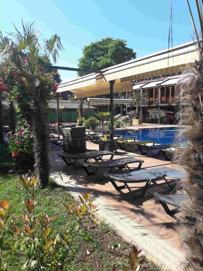 Cumhuriyet Green House Garden Park Hotel מראה חיצוני תמונה