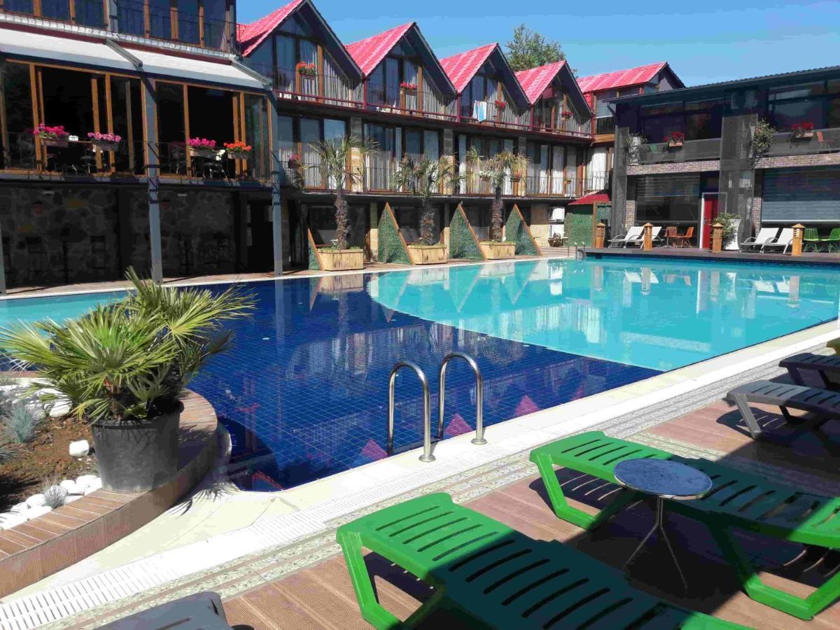 Cumhuriyet Green House Garden Park Hotel מראה חיצוני תמונה